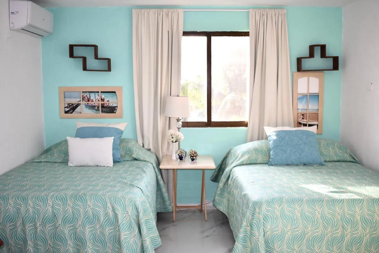 Flamingo Paradise Front By Cielo Maya Cancun Apartment